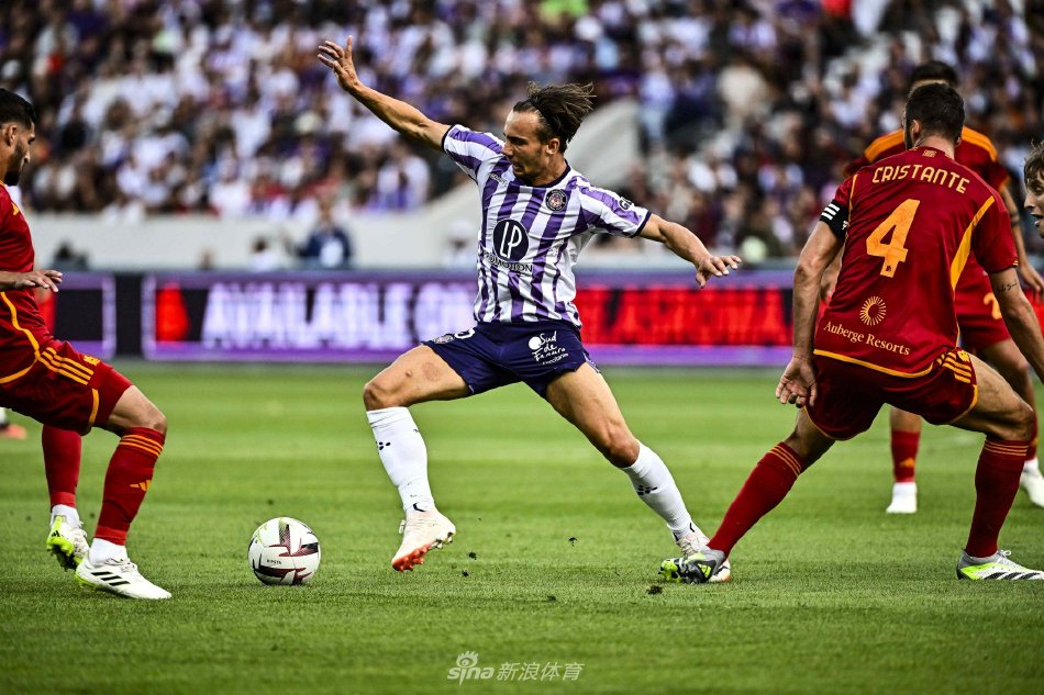 都极为相似 都极为相似