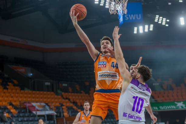 球队重建 球队重建