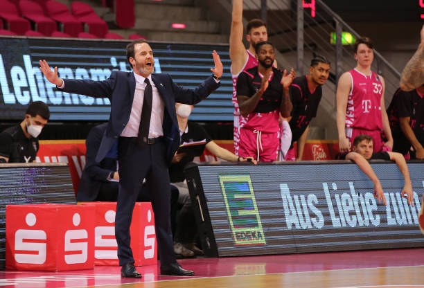 发了球迷和 发了球迷和